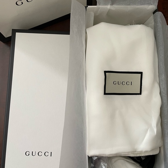📌SOLD📌NEW Authentic Gucci Sandal 🩴 Black leather with Buckle. Size 36 - Picture 5 of 8